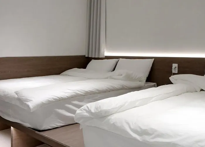 Apartament 201jhblossomstayjeonpo *